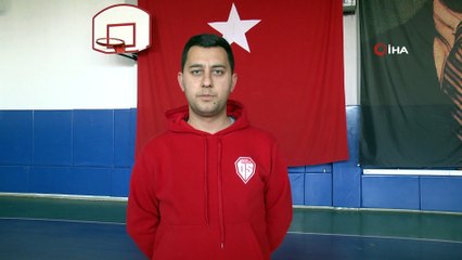Haftanın 4 günü polis olmak için canla başla antreman yapıyorlar