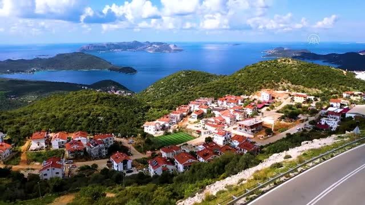 TRT Haber'in hazırladığı "Mavi Vatan" belgeseli, 27 Nisan'da ekranlara gelecek