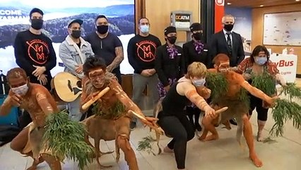 Hobart welcomes 1st direct international flight in 23yrs