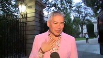 Boris Izaguirre se muestra muy serio al ser preguntado por Rocío Carrasco