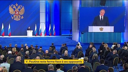 Russie : Vladimir Poutine met en garde les Occidentaux