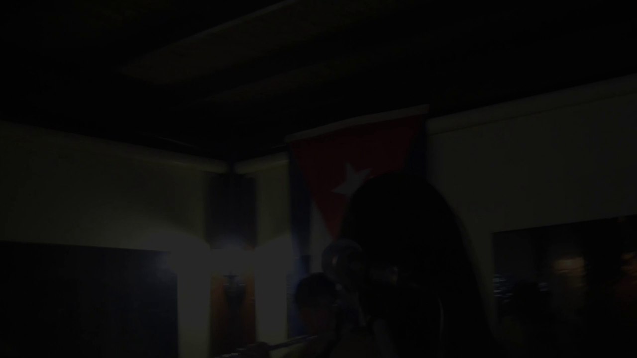 Leydis Mendez Y Carretera Central - La Rosa Oriental (Live)