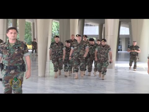 قائد الجيش يؤكد استمرار الحرب على الإرهاب!