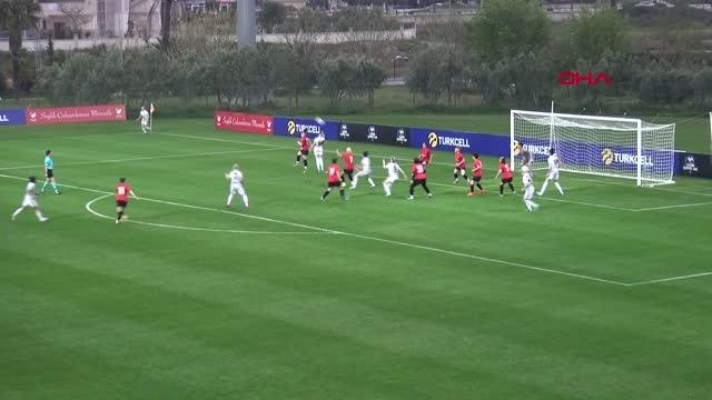 Son dakika haberleri! SPOR A Milli Kadın Futbol Takımı Teknik Direktörü Kıragası: Kadın futbolu yükselen bir değer