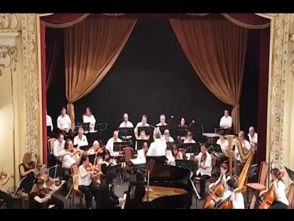 عازف بيانو لبناني يصل الى العالمية بمهارته وإحساسه - فن الخبر