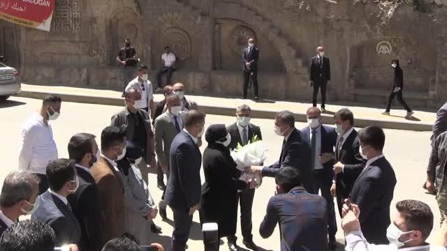 Milli Eğitim Bakanı Selçuk, AK Parti Mardin İl Başkanlığını ziyaret etti