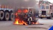 नेशनल हाइवे पर चलती एंबुलेस में लगी भयंकर आग, ड्राइवर ने गाड़ी से कूदकर बचाई जान