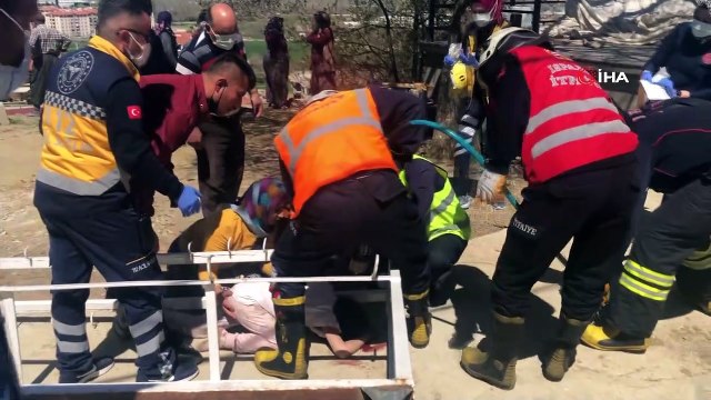 Oyun oynarken üzerine demir askılık düştü: Kanca kafasına saplandı