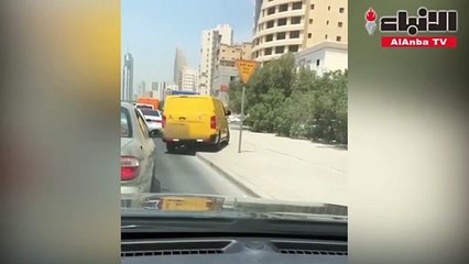 المرور: إحالة مركبة للحجز وتحرير مخالفات لقائدها