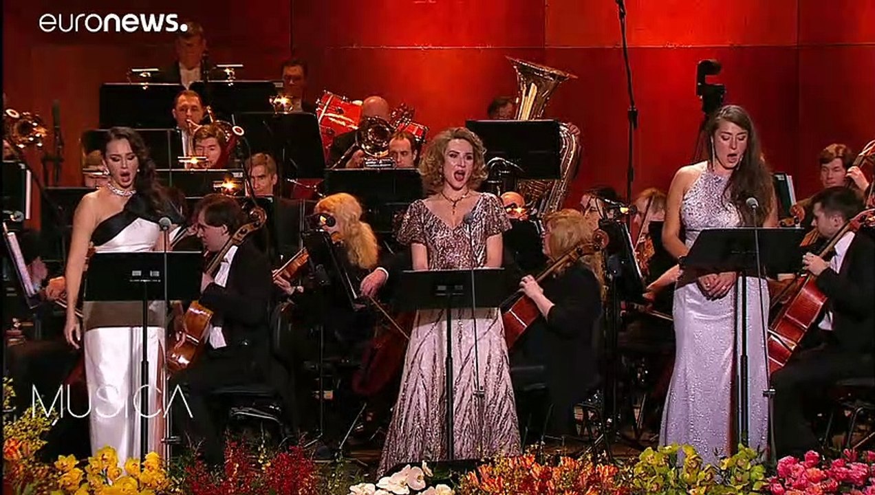 Plácido Domingos glanzvolle Gala begeistert das Bolschoi-Theater