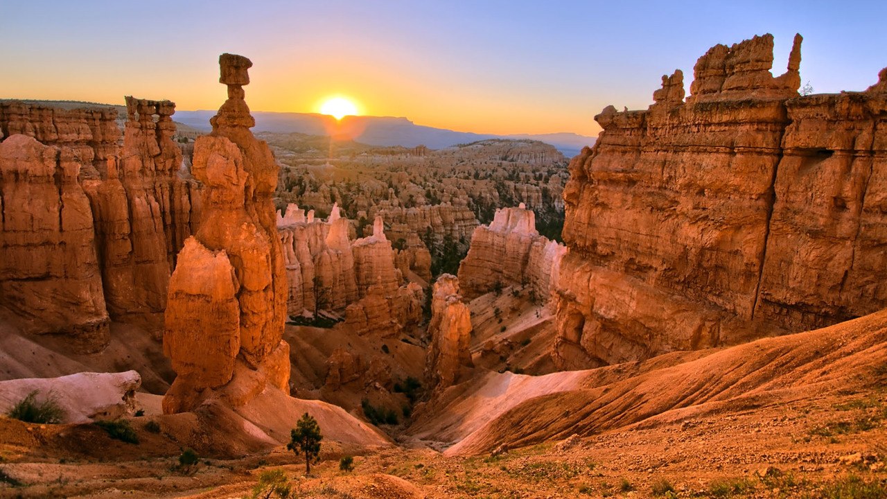These New RV Vacation Packages Are the Ultimate Way to Explore National Parks