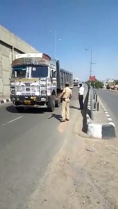 प्रयागराज से कानपुर के लिए आ रहे 37 टन ऑक्सीजन गैस