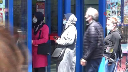 Kısıtlama öncesi kırmızı il Balıkesir’de yoğunluk yaşandı