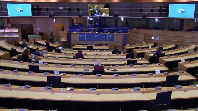 Ue: in arrivo 300 milioni di dosi di vaccino nel secondo trimestre