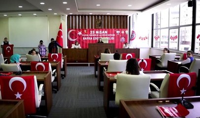 Geçen yıl balkonlarda, bu yıl mecliste