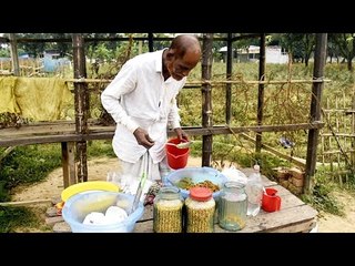 গোলাপের চাষ ছেড়ে ঝালমুড়ি বিক্রি | Jagonews24.com