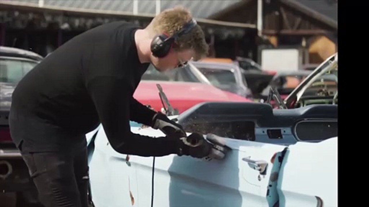 1966 model Ford Mustang’in parçalarından saat yaptılar