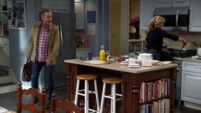 LAST MAN STANDING 9x16 Clip from Season 9 Episode 16 - Just Like The Worm In The Movie