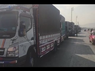 سائقو الشاحنات يعتصمون ضد السوريين  - عصام رجب