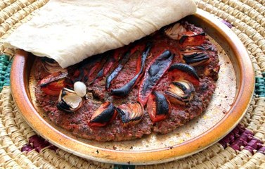 Gastronomi şehrinin vazgeçilmezi "Tepsi Kebabı" sofraları süslüyor