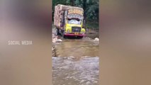 TATA 1613 SE Timber lorry kerala crossing river with heavy timber load | kerala timber lorry drivers