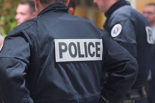 Des enfants de 10 à 12 ans cambriolent une école, leurs mères les attendaient en voiture