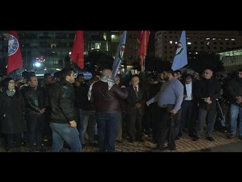 الكوفية عادت إلى ساحات لبنان - تقرير ليال بو موسى