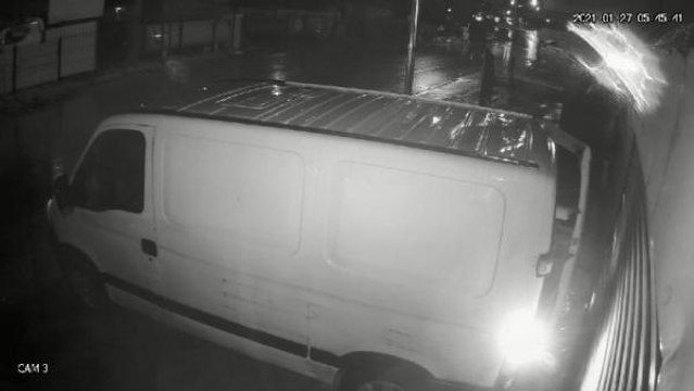 BAŞAKŞEHİR'DE OTOMOBİL PARÇASI SATAN DÜKKANDA 2'NCİ DEFA HIRSIZLIK