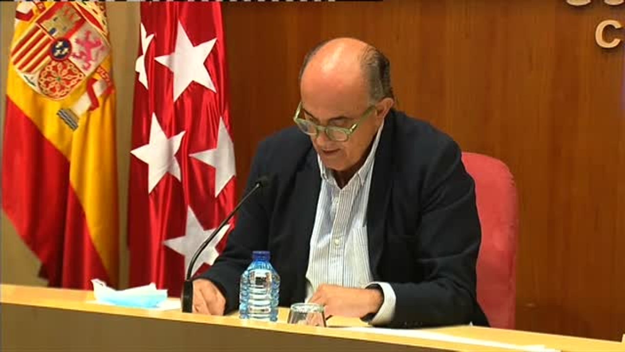 Antonio Zapatero: "Estamos preparados para poner medio millón de vacunas a la semana"