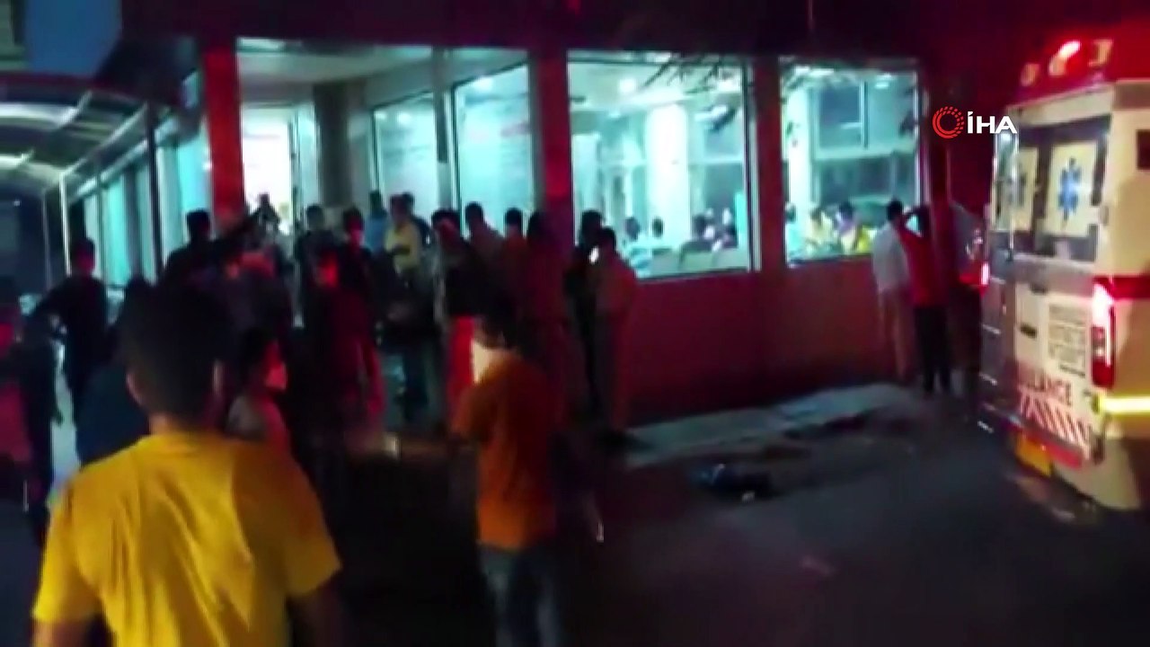 - Hindistan'da hastanede yangın: 13 korona hastası öldü- Hindistan'da salgında yeni rekor: 332 bin 730 vaka