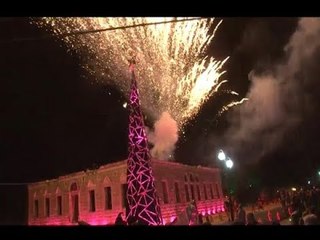 شجرة الميلاد تزين المناطق اللبنانية  - عنان زلزلة