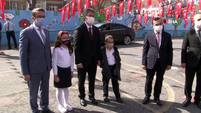 23 Nisan Ulusal Egemenlik ve Çocuk Bayramı'nın 101. yıl dönümü 101 balonla kutlandı