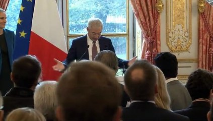 Remise du rapport de la mission d'information sur l'offre automobile française dans une approche industrielle, énergétique et fiscale - Mercredi 26 octobre 2016