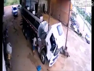 Faire perdre la tête à un camion... oups