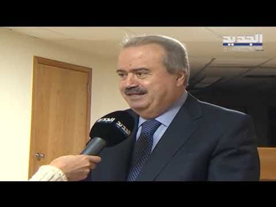 لبنان يبحث آلية هيكلة ديونه وبعض المصارف تبيع س...