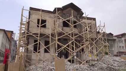 Sivil mimari dokunun yaşatılması hedefiyle eski konaklar restore ediliyor