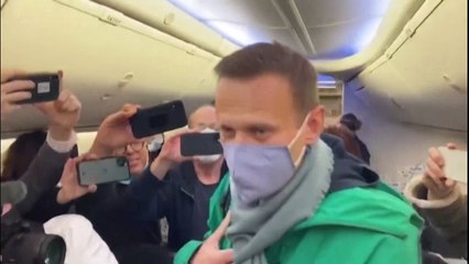 Navalny anuncia fim da greve de fome