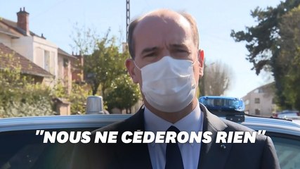 Policière tuée à Rambouillet: Macron et Castex assurent que la France "ne cédera rien" au terrorisme islamiste