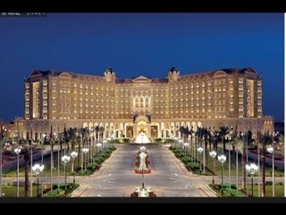 الريتز عاد فندقاً ... والسجناء الى حائر! - راشيل كرم