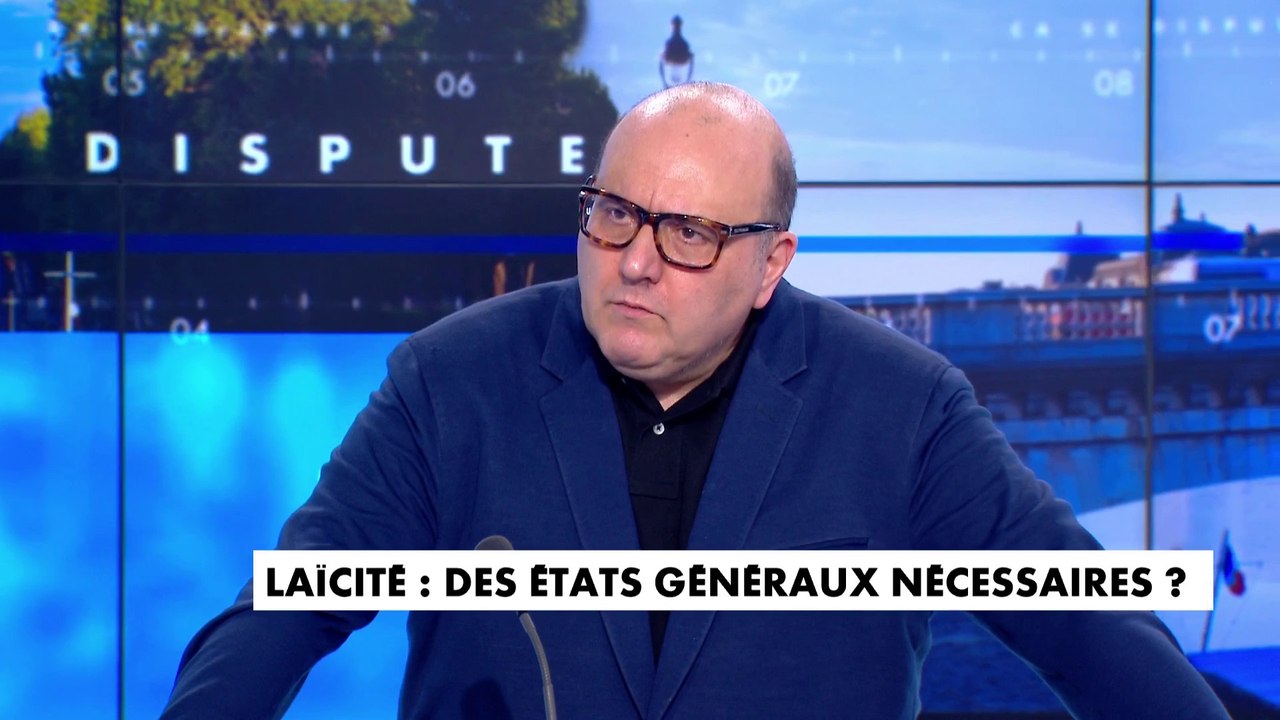 Julien Dray sur la laïcité en France : "La presse américaine et anglo-saxonne essaie de détruire notre modèle (...) elle nous dit toute la journée que nous sommes ringards"