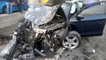 Pendik D-100 karayolunda otomobille minibüs çarpıştı! 1 kişi öldü, 5 kişi yaralandı