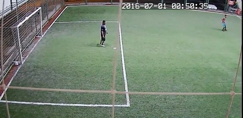 Sosyal medyayı sallayan sıra dışı gol!