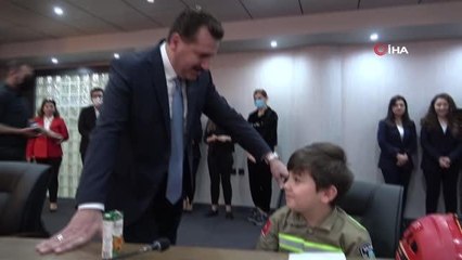 23 Nisan'da makama oturan Efsa Sezin Akın'dan başkanlık yorumu: "Neden olmasın"