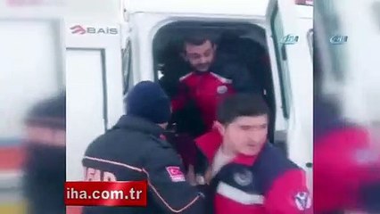 Donmak üzere olan çoban son anda kurtarıldı