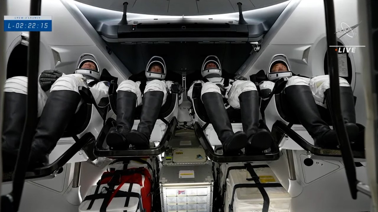 Pingouin en peluche, Pierre-feuille-ciseaux, décollage... revivez le départ pour l’ISS de Thomas Pesquet heure par heure