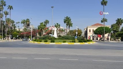 3 günlük sokağa çıkma yasağının ilk günü Mersin'de sessizlik hakim