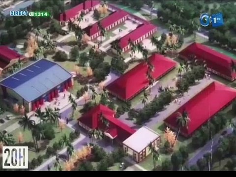 RTG - Visite du chantier du futur centre de formation professionnelle de NTyengue par une délégation ministérielle