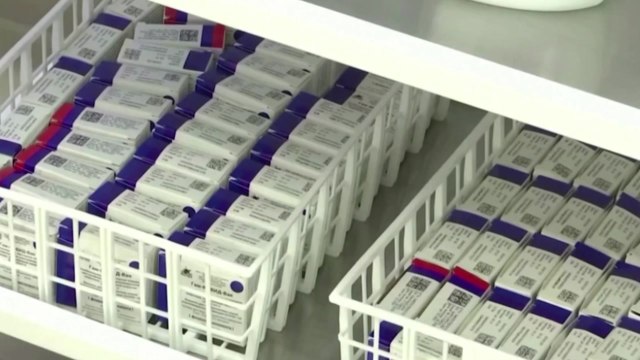 나흘째 700명대 신규 확진...오늘 '백신' 관련 긴급 발표 / YTN