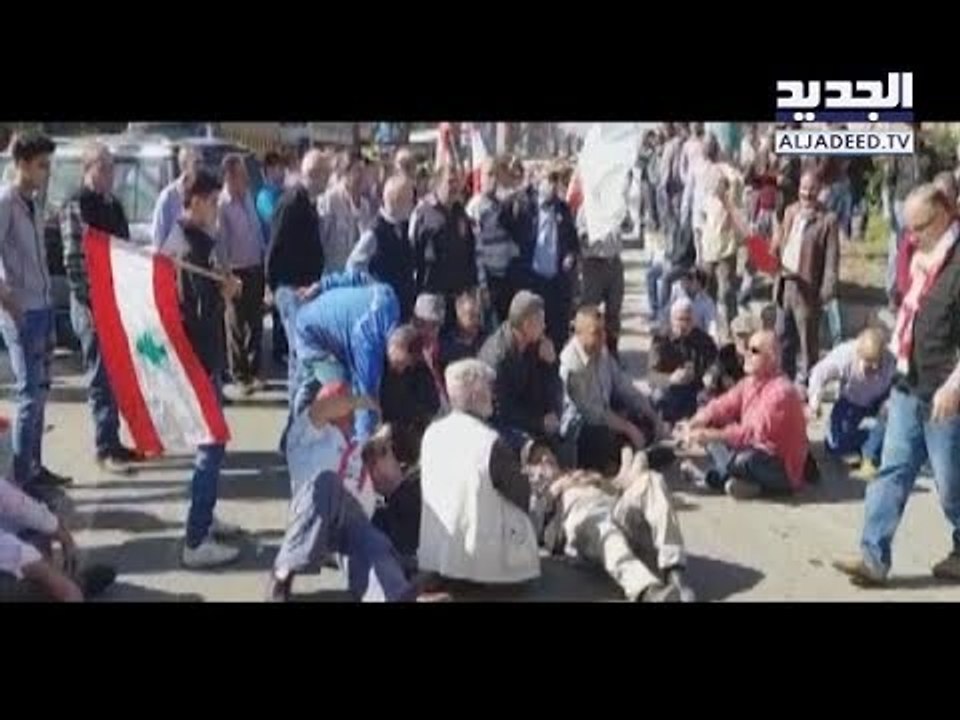 العسكريون المتقاعدون يستمرّون في التظاهر وقطعِ الطرقات- تقرير عصام رجب - نديم بو نصر الدين