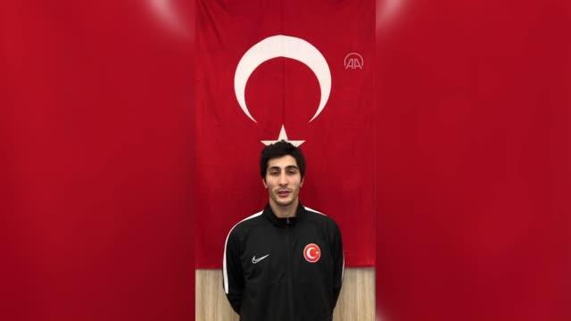 Avrupa şampiyonu tekvandocu Hakan Reçber, antrenörü Servet Tazegül'ün izinden gidiyor